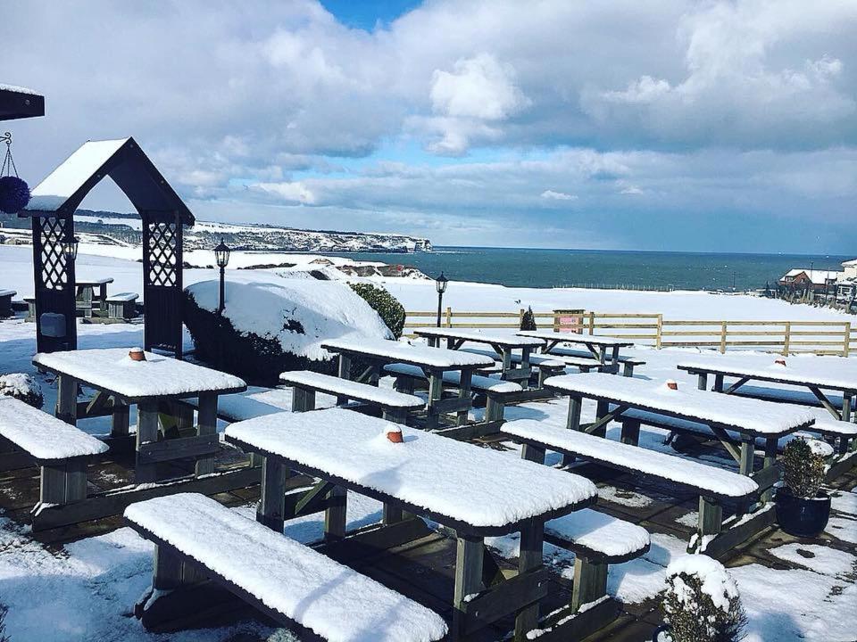 The White House Inn - Whitby Exteriör bild