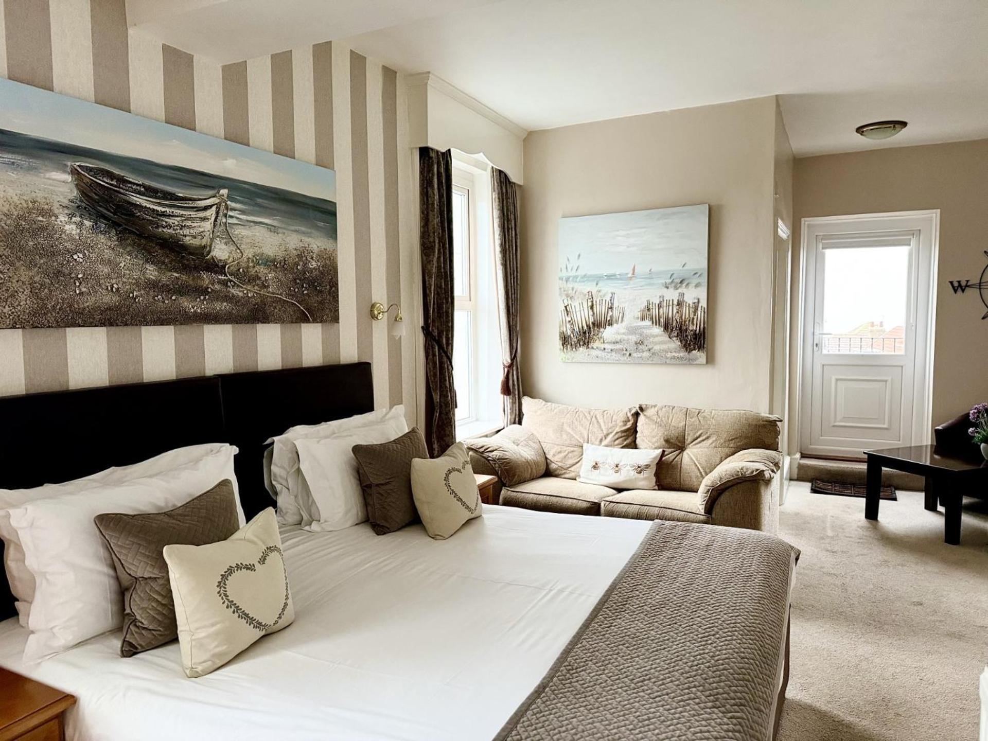 The White House Inn - Whitby Exteriör bild