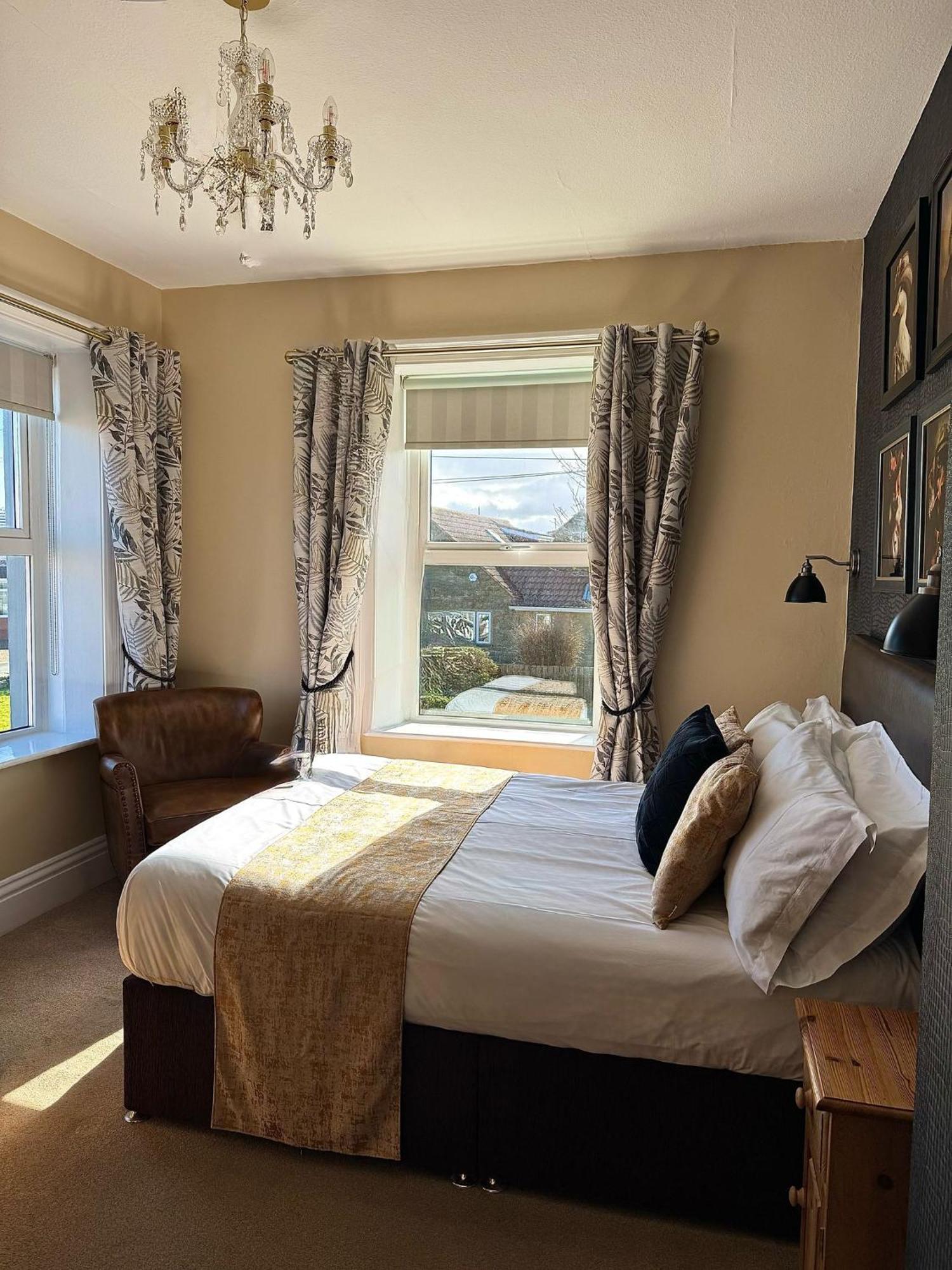 The White House Inn - Whitby Exteriör bild
